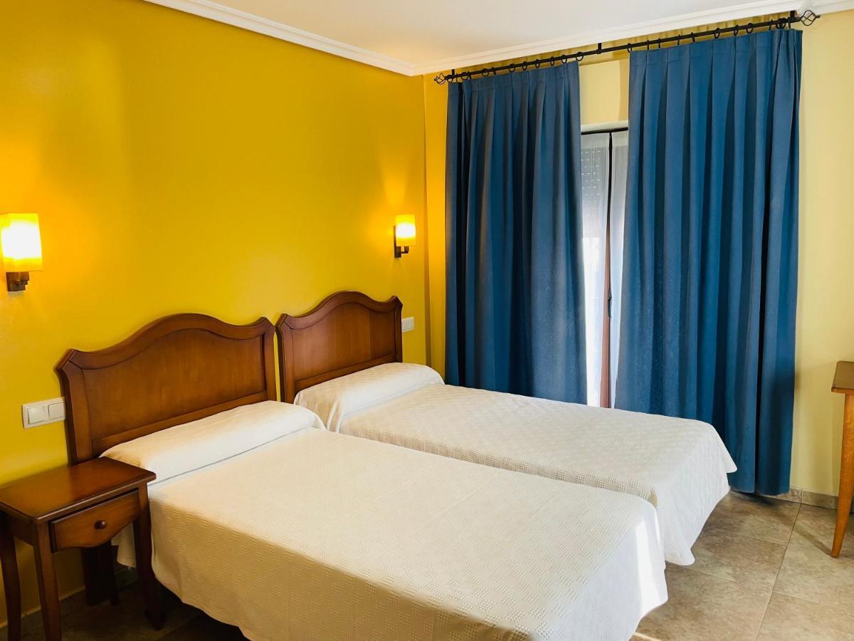 Hostal Labranza Fuenmayor Esterno foto